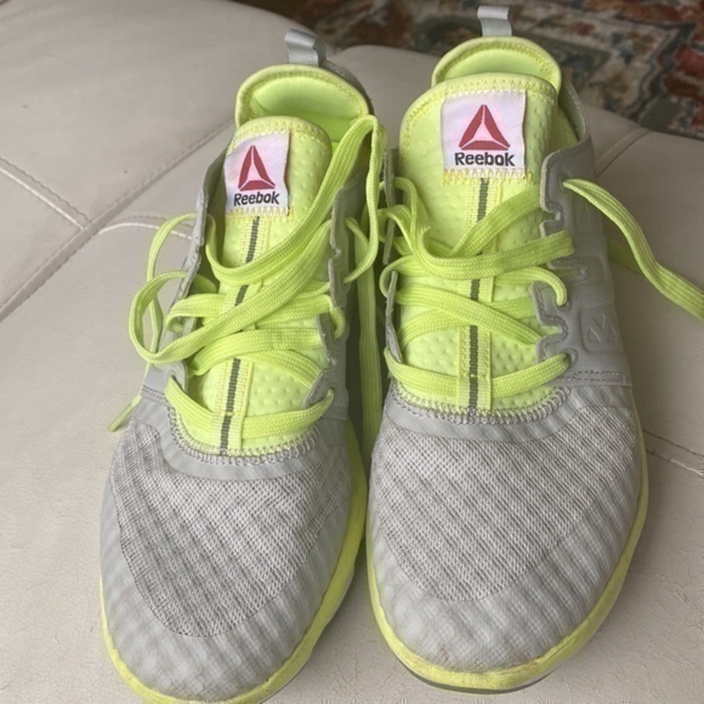 Rebooks size 8.5 like new